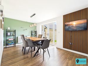 Dining Area - click for photo gallery